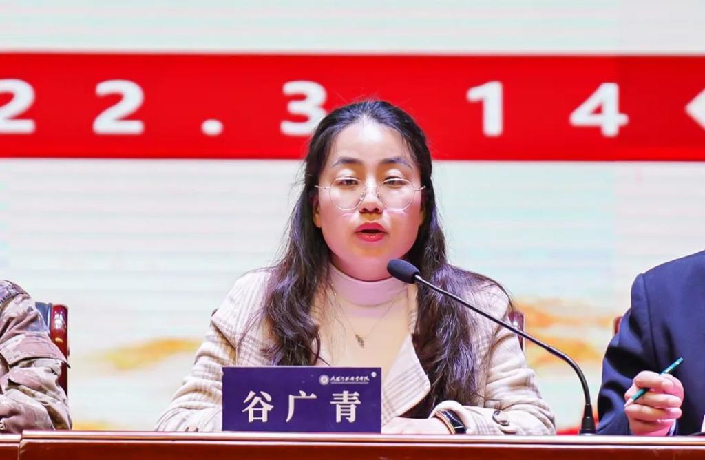 beat365亚洲体育在线官网召开2022年春季应征入伍学生欢送会 beat365亚洲体育在线官网召开2022年春季应征入伍学生欢送会