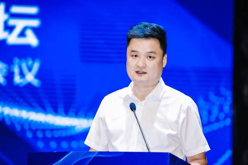 新一代信息技术产教融合发展论坛在beat365举行 新一代信息技术产教融合发展论坛在beat365举行