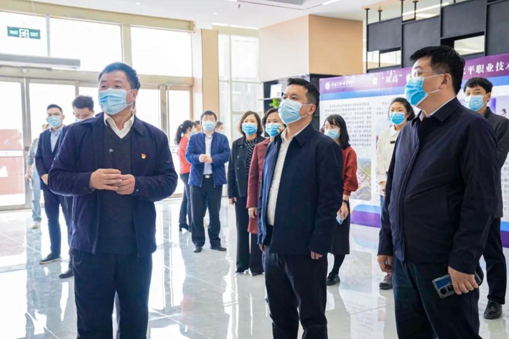 共青团中央评估调研组莅临beat365亚洲体育在线官网考察调研 共青团中央评估调研组莅临beat365亚洲体育在线官网考察调研